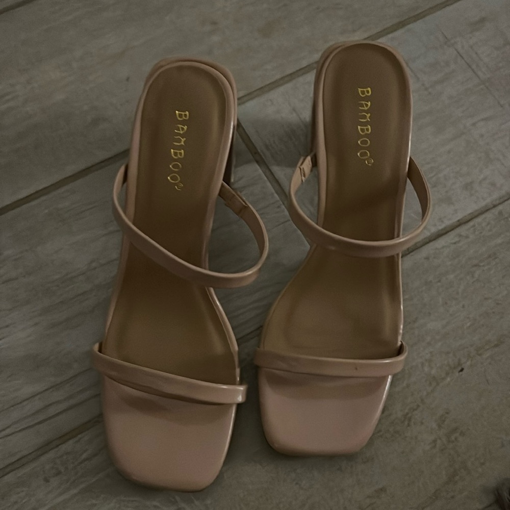 Women’s Bamboo sandals - Size 7.5